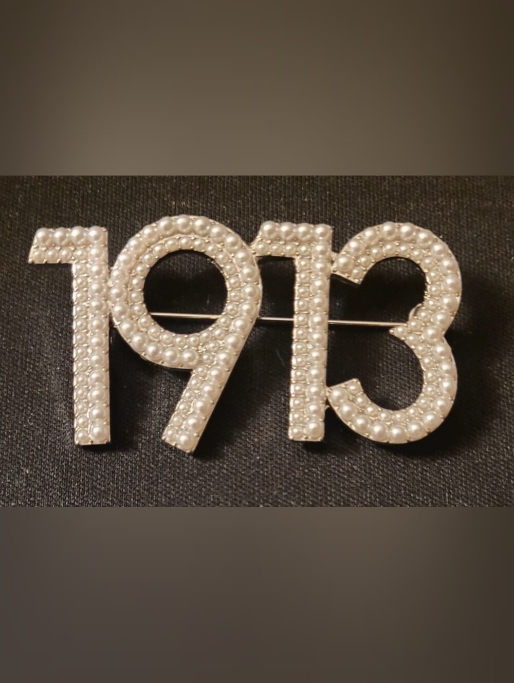 Pearl 1913 Number Brooch Pin - White Pearls
